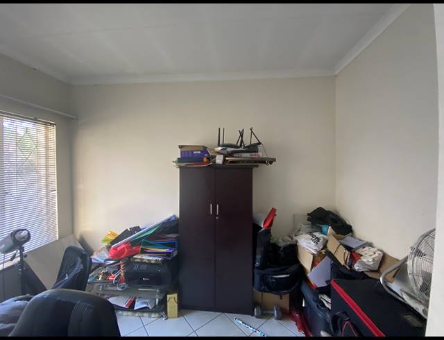 3 BEDROOM FREEHOLD FOR SALE IN PARKRAND